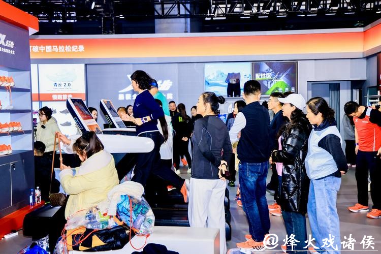 120余家品牌企业参展 第四届重马消费月活动启幕 120余家品牌企业参展 第四届重马消费月活动启幕